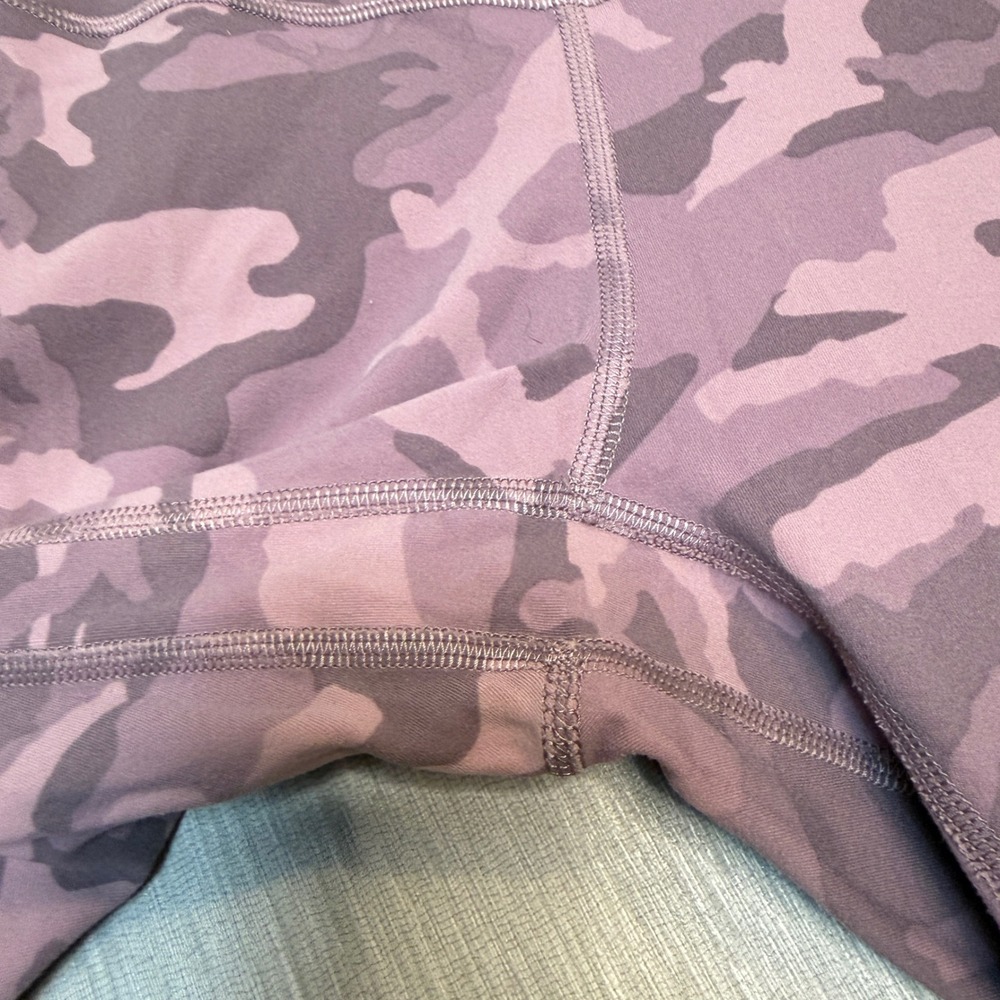 Lululemon Align Pant II 25" Incognito Camo Pink Taupe Multi Size 4 - Picture 4 of 8